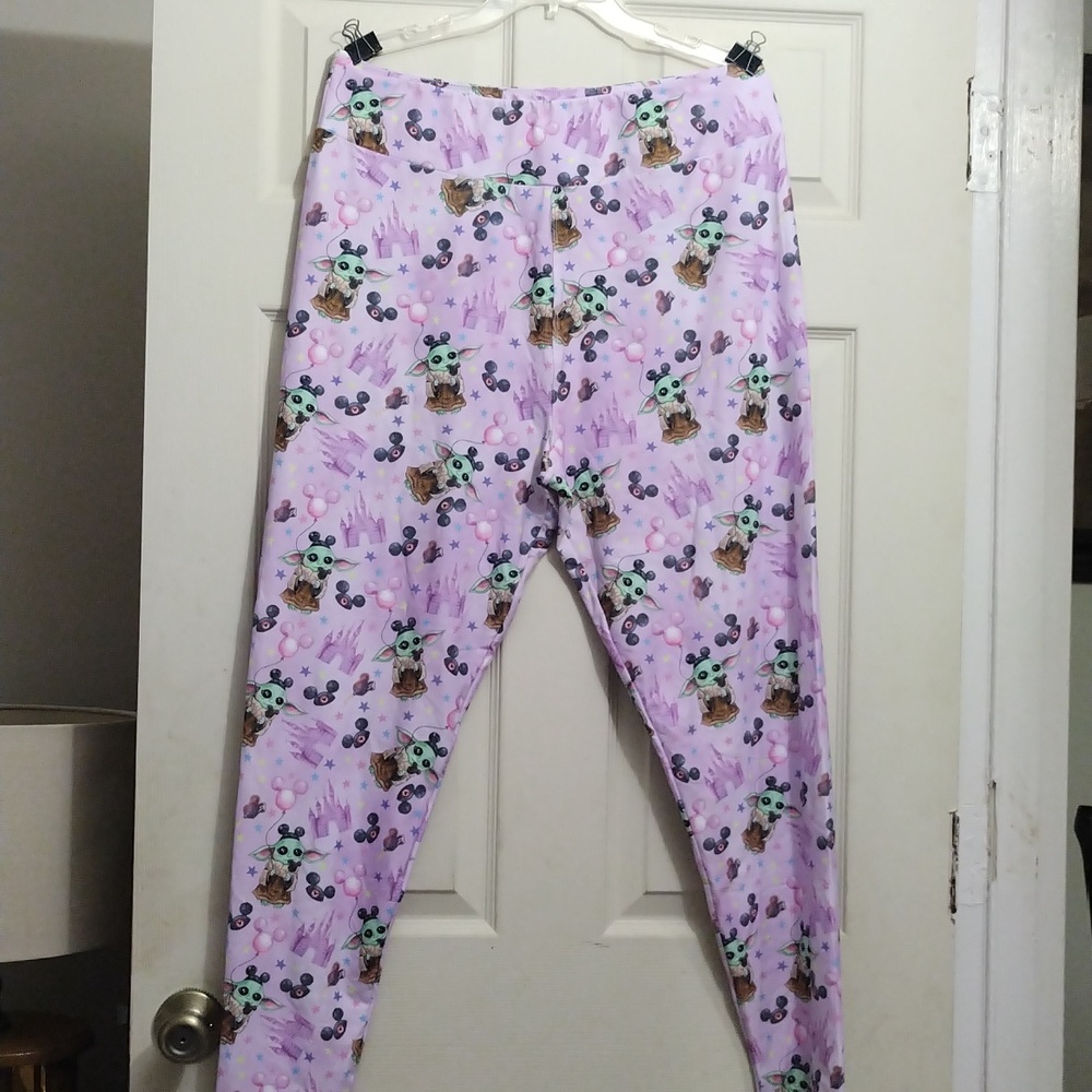 Lost Princess Apparel Baby's Day Out Disney/Star wars leggings sizeTC2